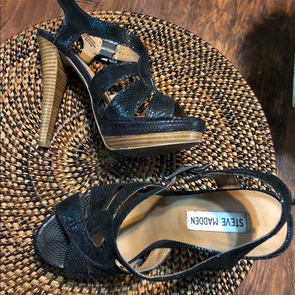 Steve Madden Hitower snakeskin heels sz 8